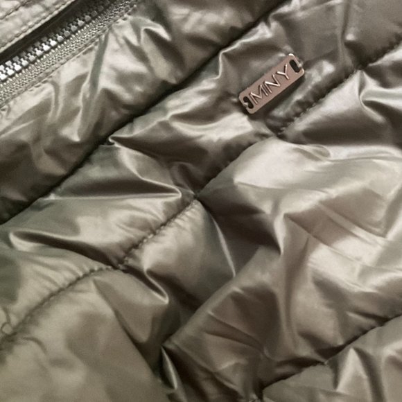 MARC NEW YORK Women's Performance Puffy Vest EUC Size Large - Picture 5 of 5